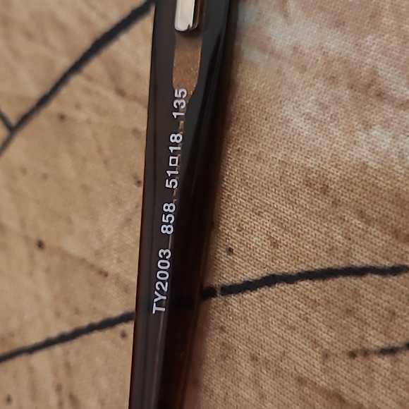 Tory Burch eyeglass frames with case - Picture 8 of 11